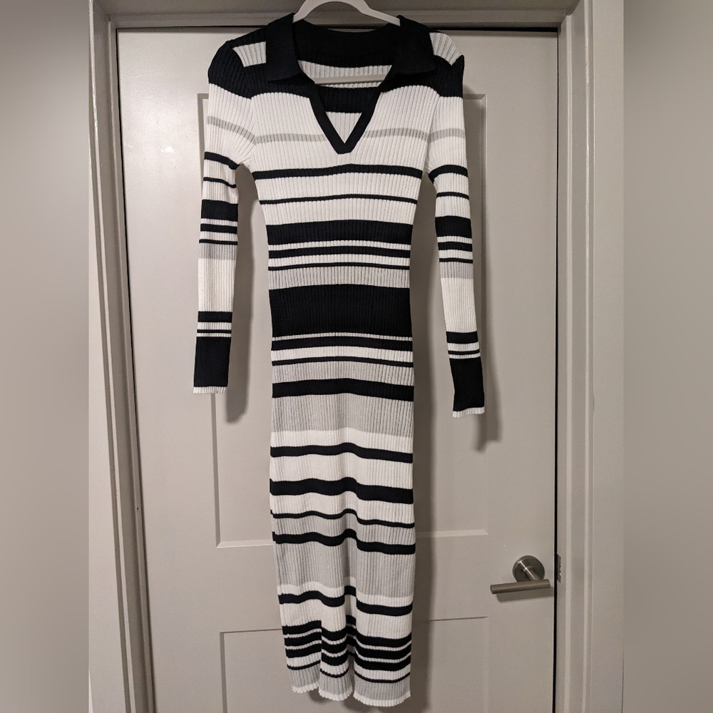 Black and White V-Neck Long Sleeve Bodycon Dress - Picture 2 of 2